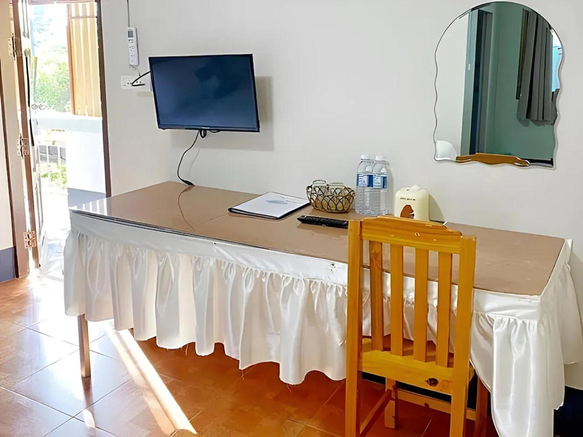 Baan Nuk Anong Hotel Chiang Rai Exterior foto