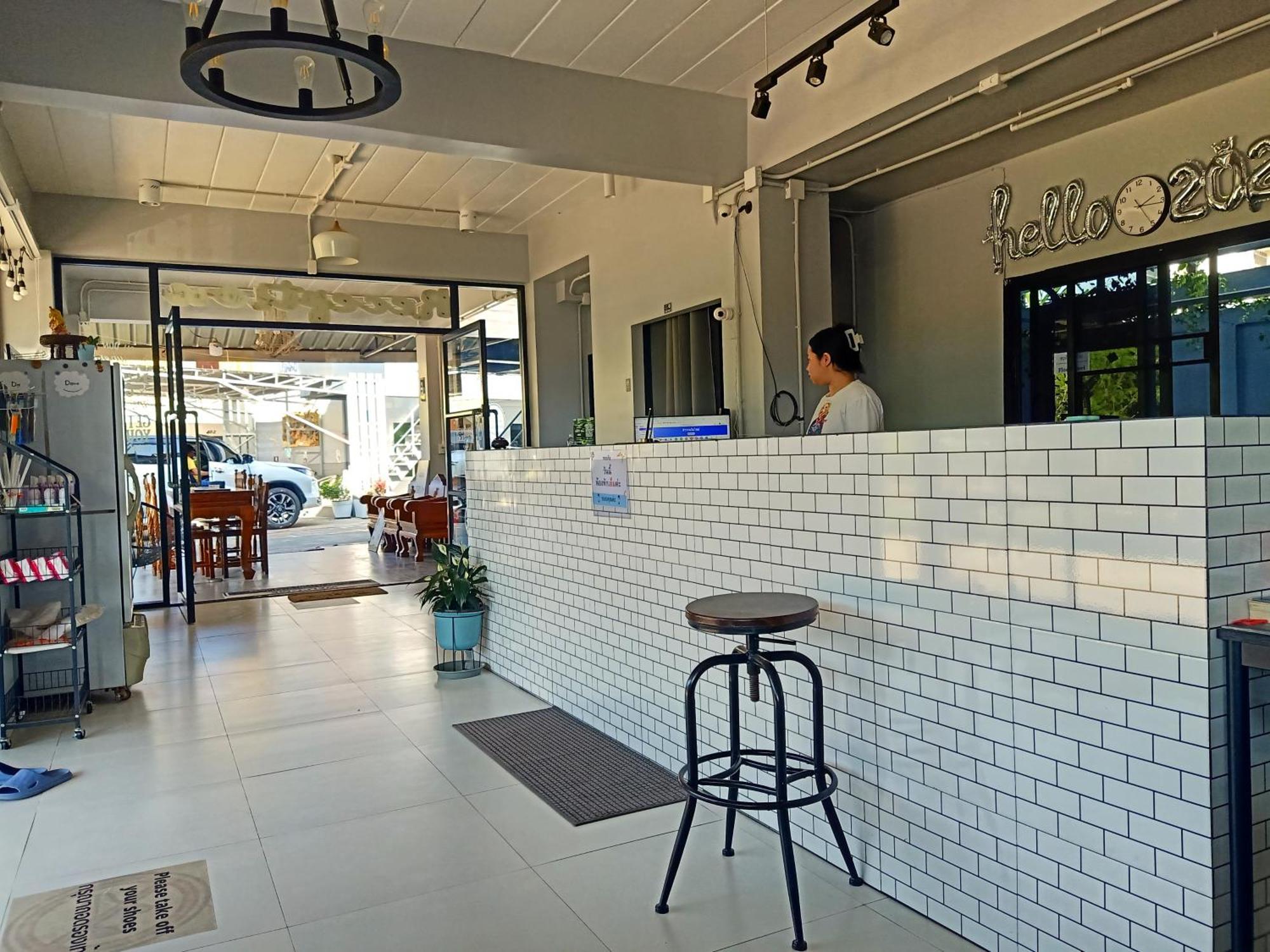 Baan Nuk Anong Hotel Chiang Rai Exterior foto